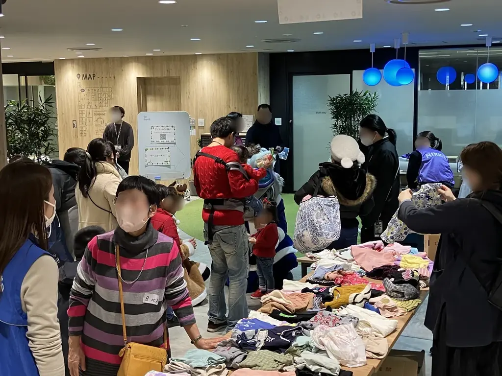 2,915着のまだ着られる子ども服を子育て家庭にお渡し！「第7回子ども服マーケット in SunshineCity」開催報告 画像 2