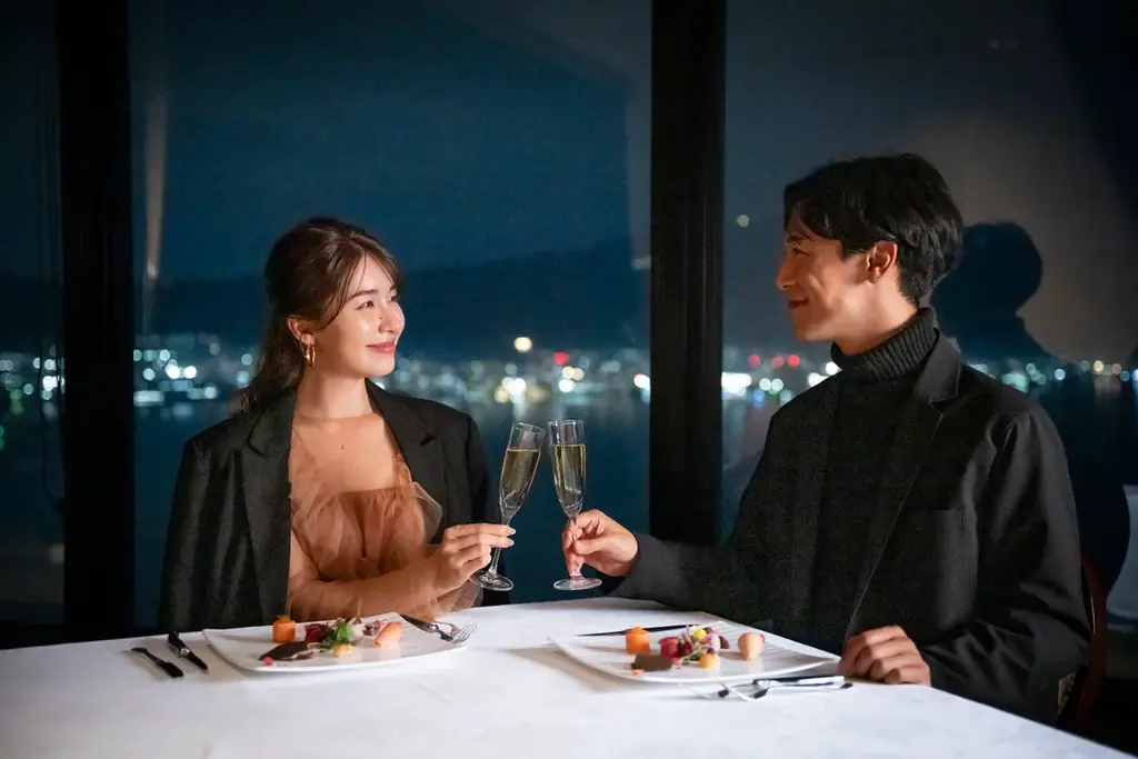 【びわ湖大津プリンスホテル】花言葉はあなたに出会えてよかった　“5本の薔薇”をお皿の上に表現した特別なバレンタインコース 画像 4