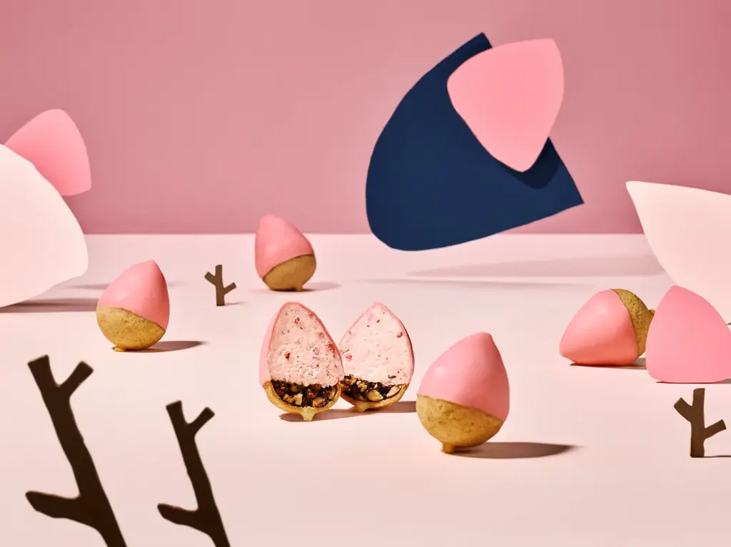 冬にしか味わえない待望の「SNOWS」が、今年もアムール・デュ・ショコラに出店　【名古屋限定】「どんぐりぼうし 赤」やバレンタイン新商品も登場 画像 2