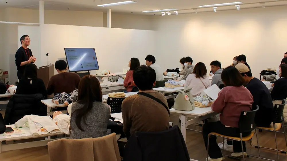 12月20日開始 アカチャンホンポの体験型マタニティ教室