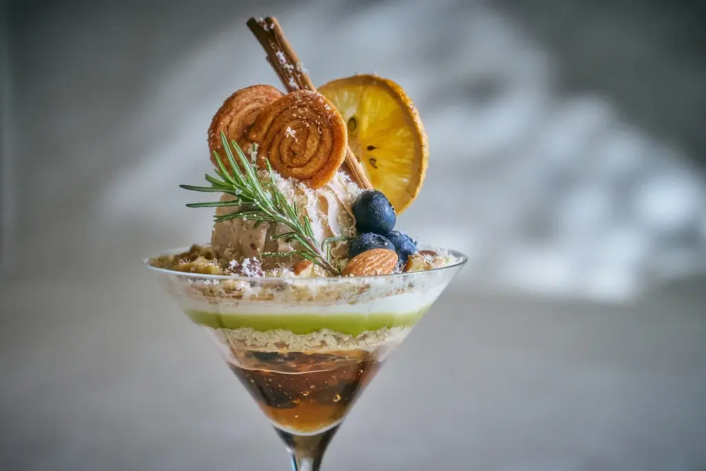 雪が降り積もる冬の大自然を表現 100％植物由来のプラントベース食材で作るモンブランパフェを販売 ザ・プリンスギャラリー 東京紀尾井町 画像 3