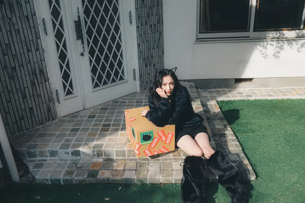 乃木坂46の副キャプテン・菅原咲月の”今”を刻む──。「B.L.T.2月号」表紙・巻頭グラビアに登場！ 画像 9