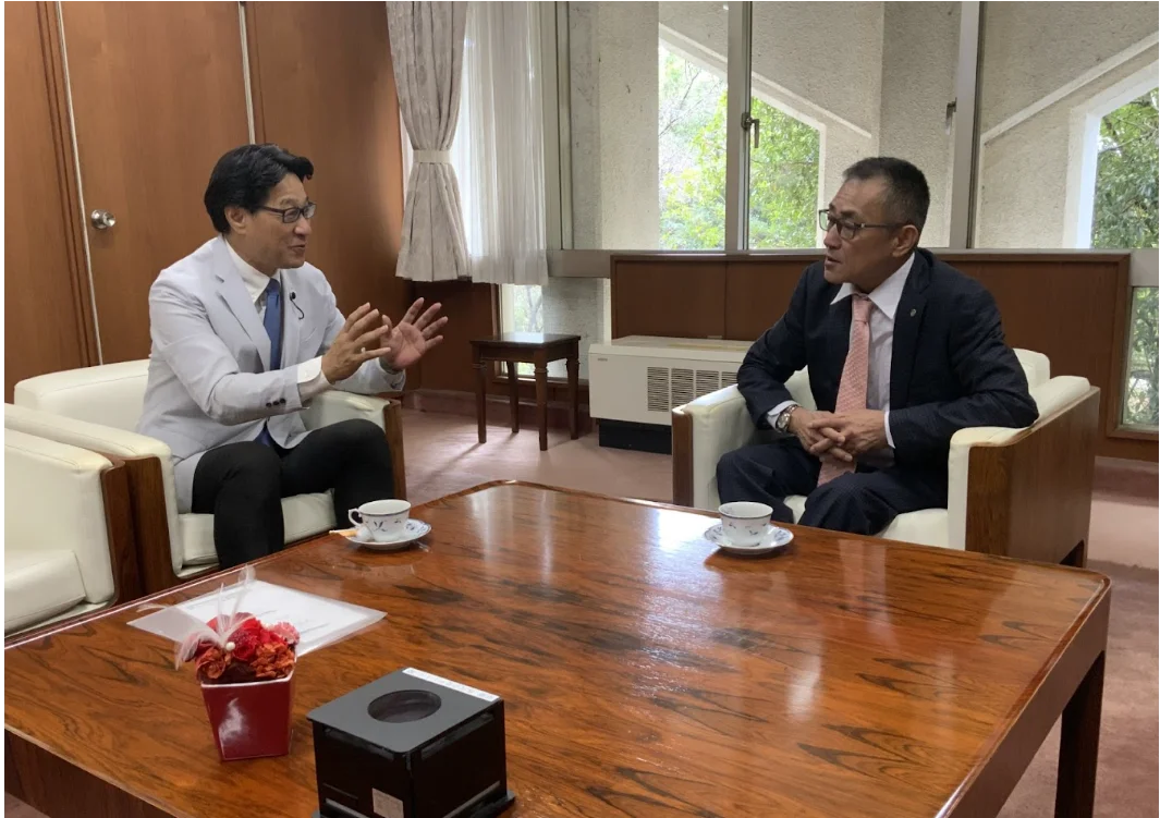 “企業の町”と“多文化共生の町”。二つの顔を持つ群馬県大泉町で、元市長が見た「住民起点の行政経営」 画像 2