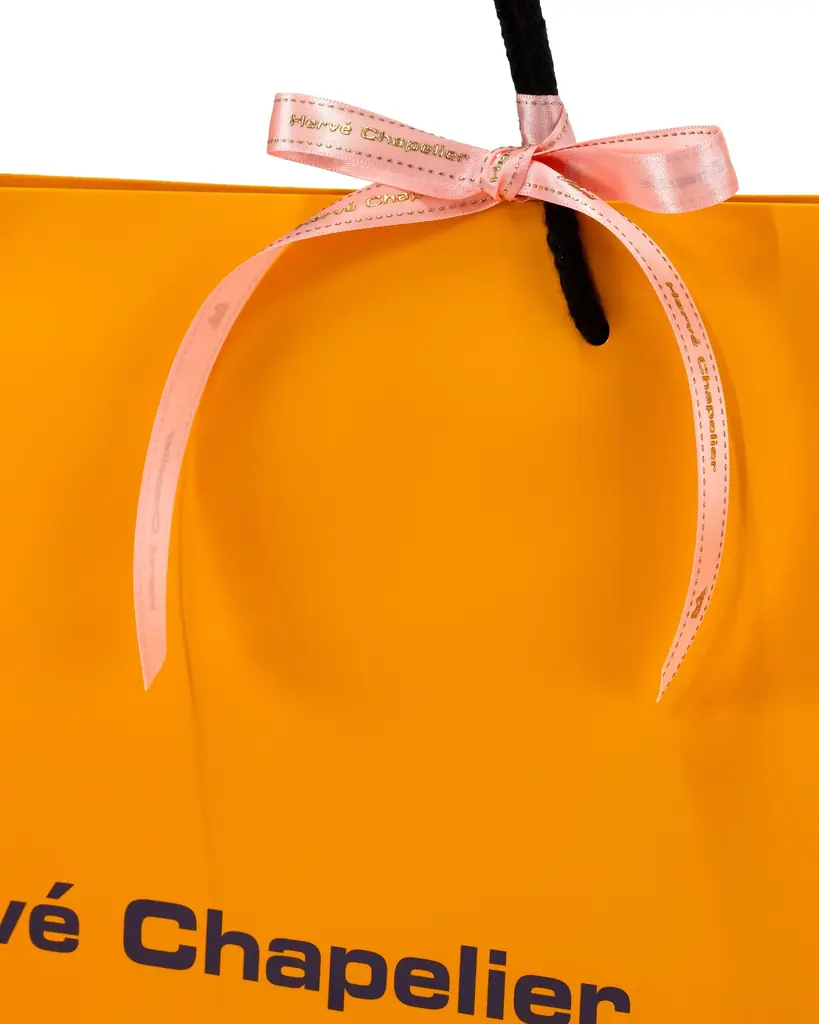 【Hervé Chapelier（エルベシャプリエ）】人気の淡いピンクの限定バッグがタグもピンクになって再登場 画像 6