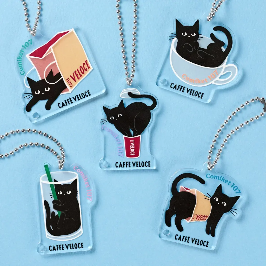 冬の風物詩・コミックマーケット50周年を祝し、オリジナルグッズをパワーアップ！『カフェ・ベローチェ 有明店』にて、“猫あるある”がテーマのキーホルダーや初の商品化となるアパレルグッズを2日間限定で発売 画像 2