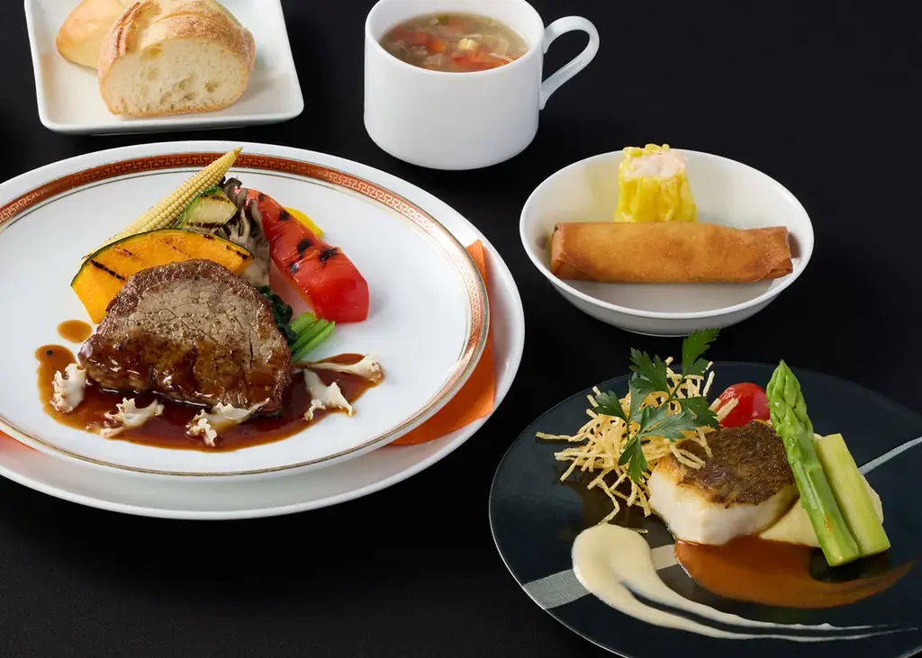 みなとみらいでゆったりと女子会が楽しめる！横浜東急REIホテルでの特別感あふれるランチセット 画像 1