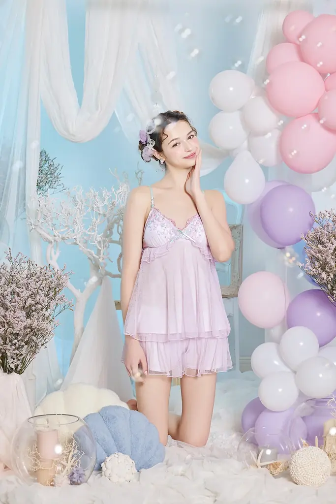 【リサマリ】2026年春夏コレクション「Enjoy yourself」のルックビジュアルを一挙公開 画像 3