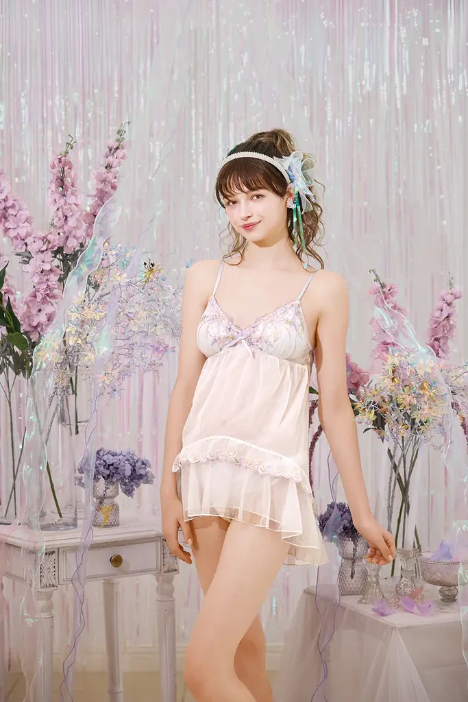 【リサマリ】2026年春夏コレクション「Enjoy yourself」のルックビジュアルを一挙公開 画像 7