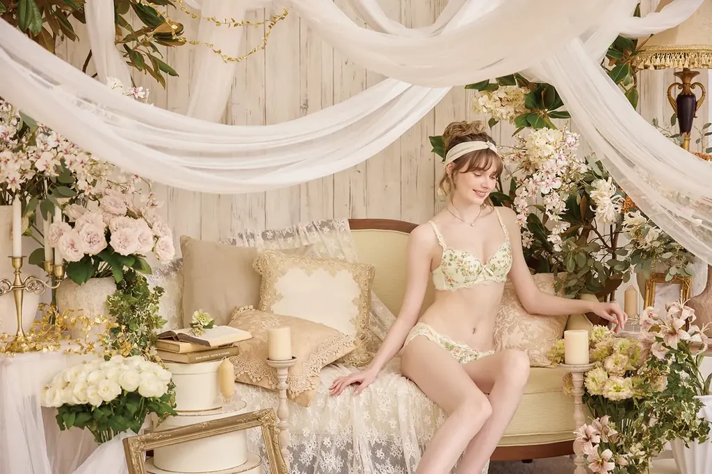 【リサマリ】2026年春夏コレクション「Enjoy yourself」のルックビジュアルを一挙公開 画像 8