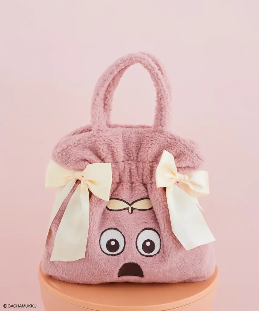 「ガチャピン・ムック」がMaison de FLEURに初登場！うさぎを抱えた愛らしい姿と笑顔に癒されるコラボアイテムを1月9日(金)発売 画像 3